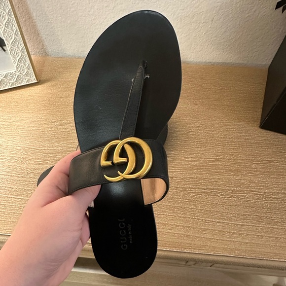 Women’s Gucci Thong Sandals